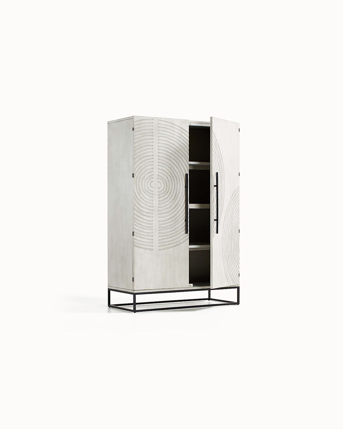 Circulus-Cabinet1.jpg